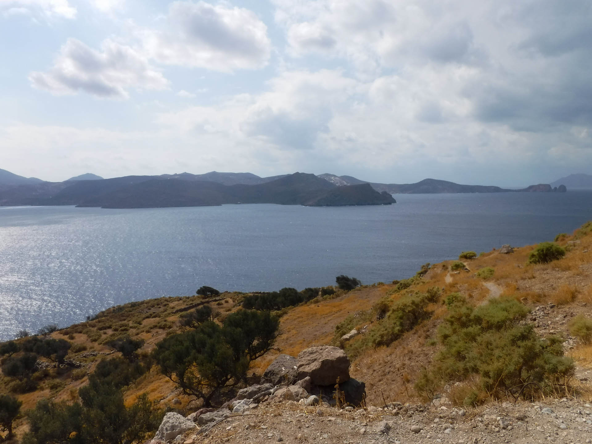 view from beginning of trail in Plaka