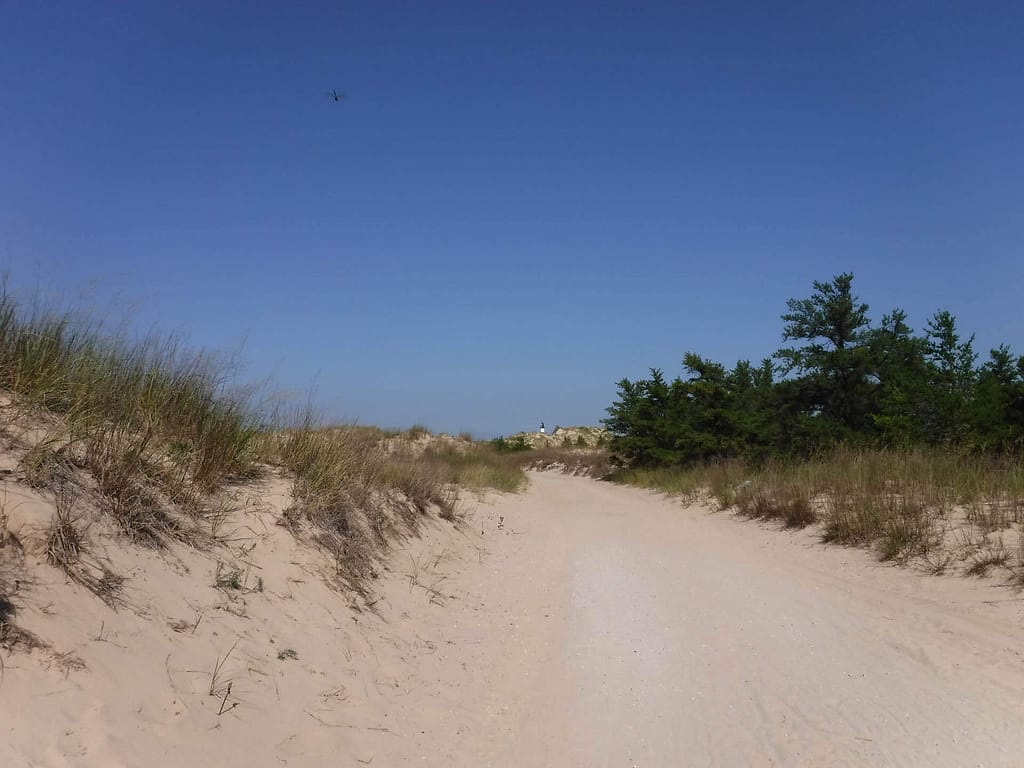 trail to lighthouse