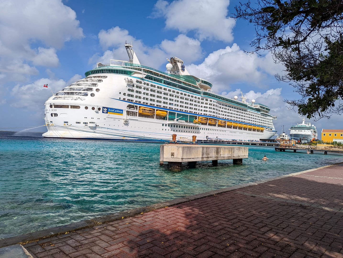 cruise ship