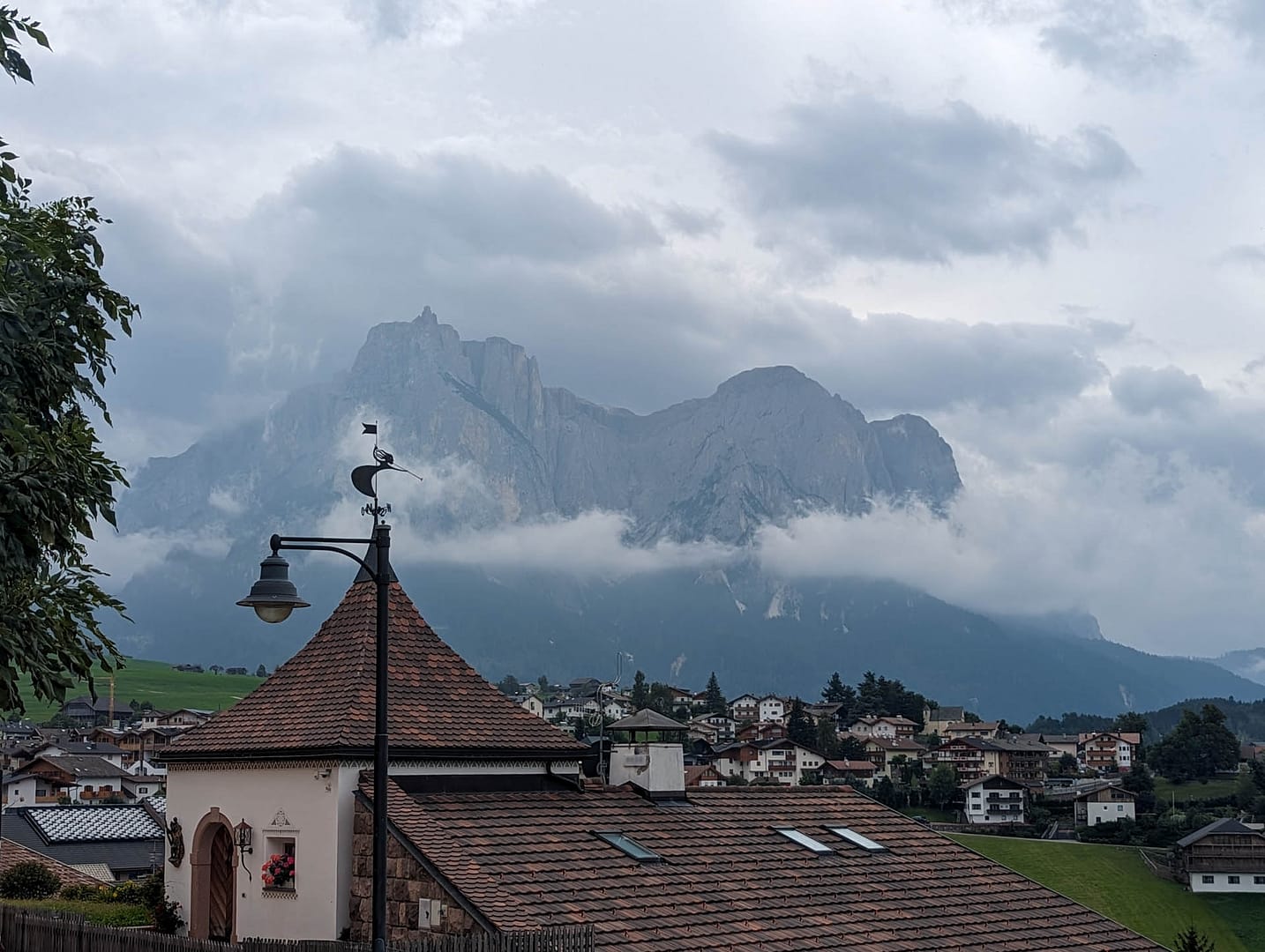 weathervane and Schlern