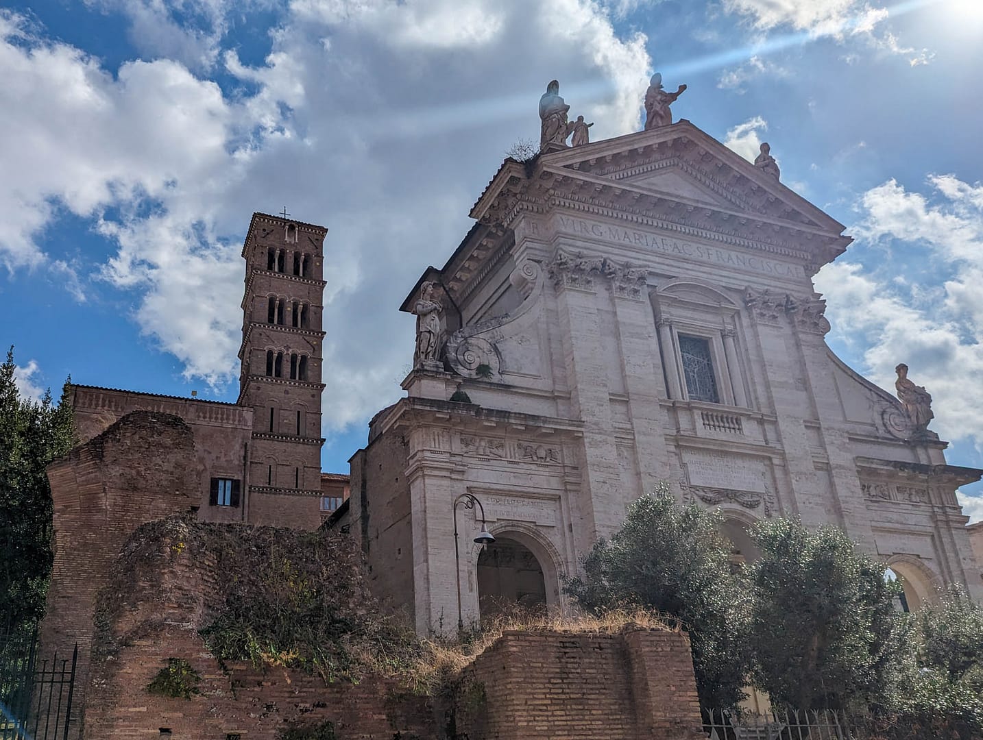 temple in forum