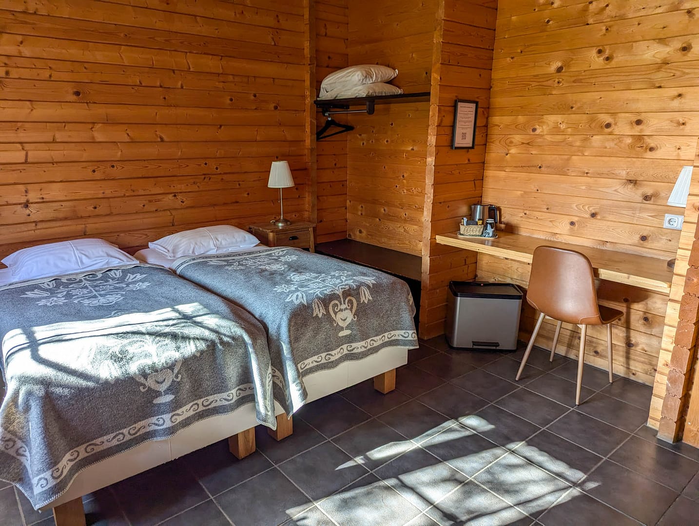 beds in room