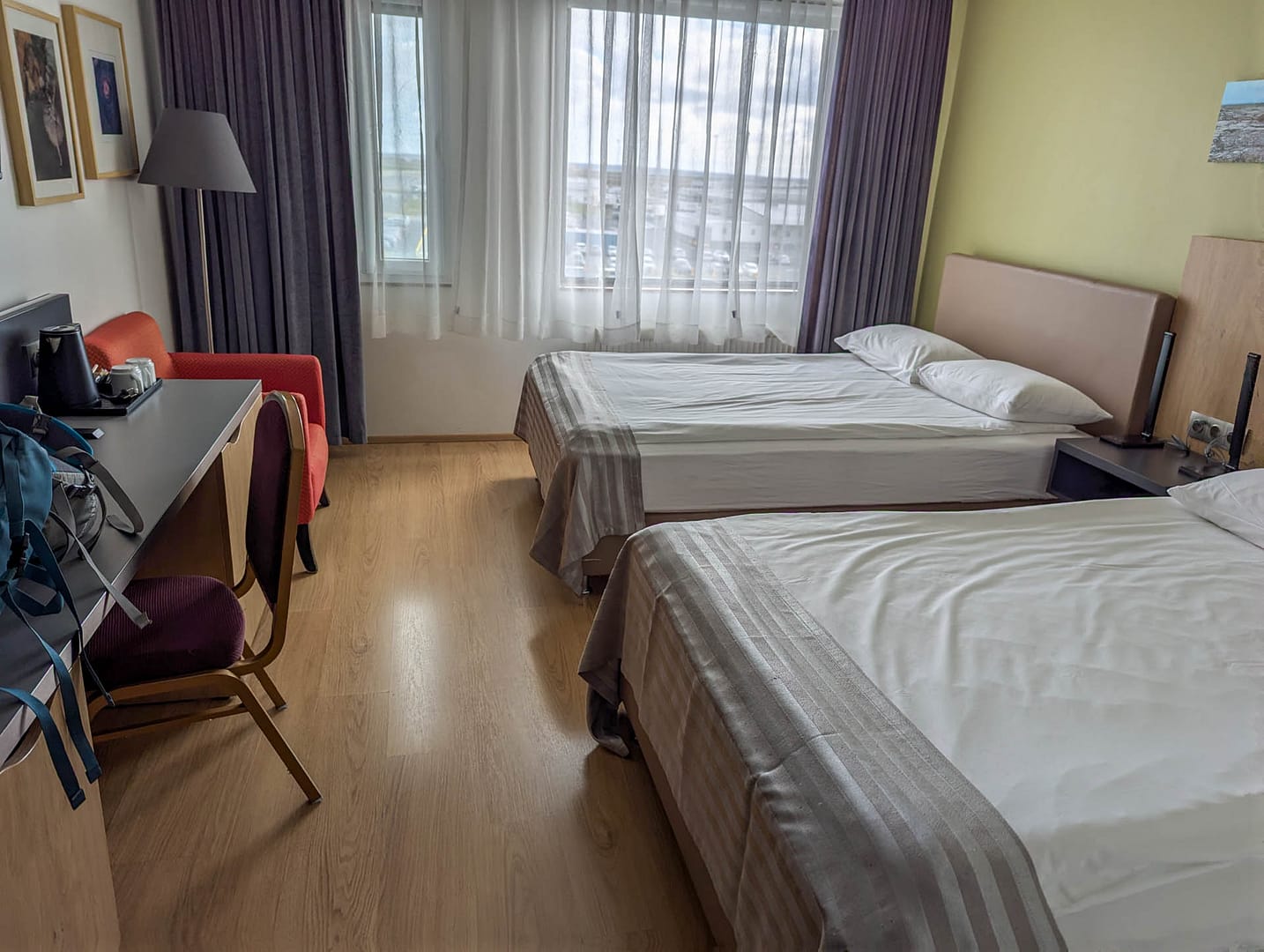 hotel room