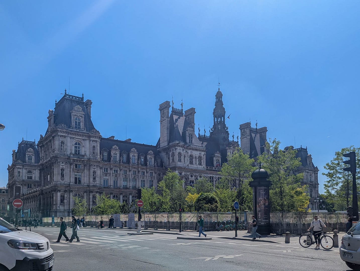 Hotel de Ville