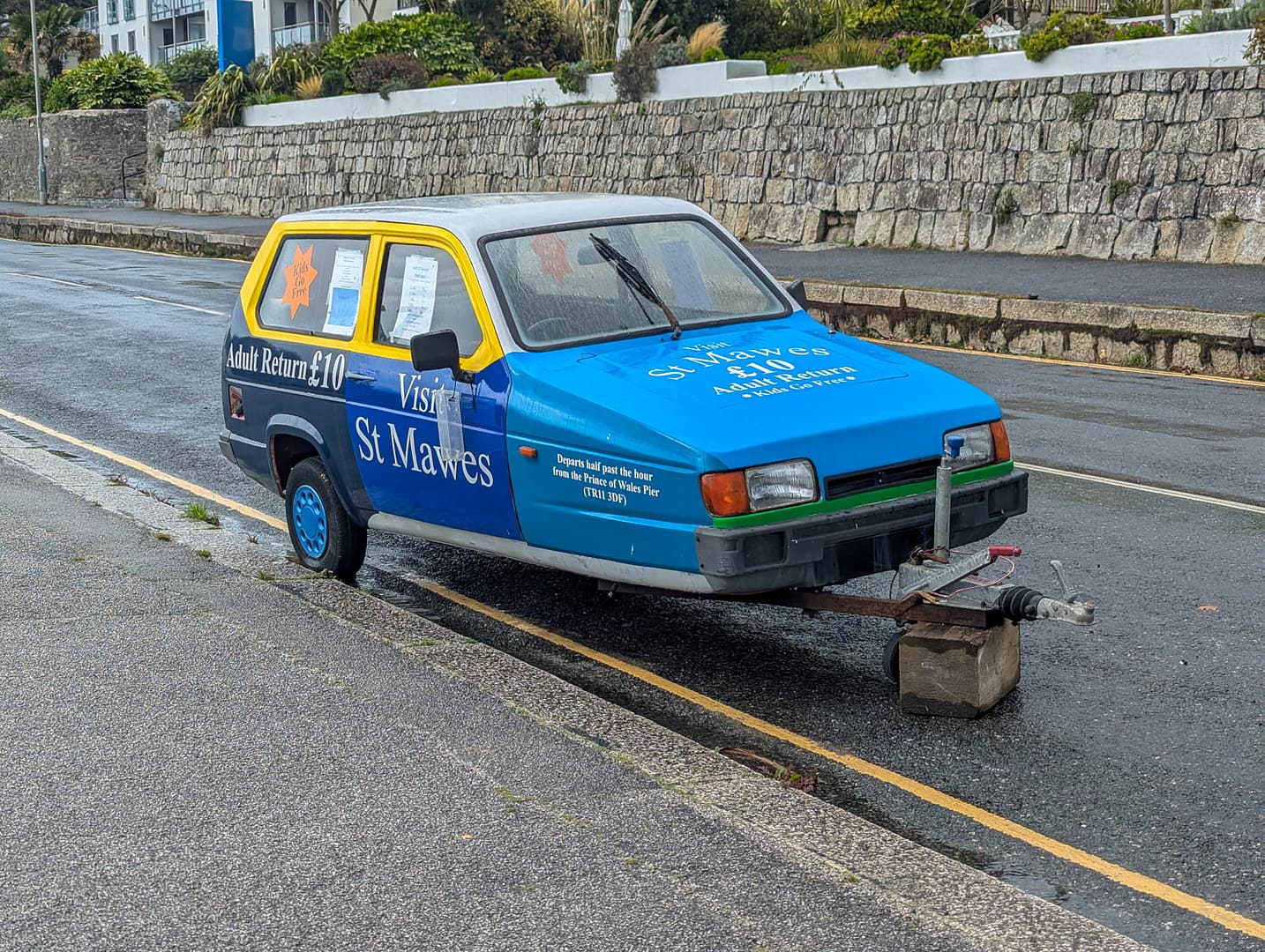 disabled car as signage