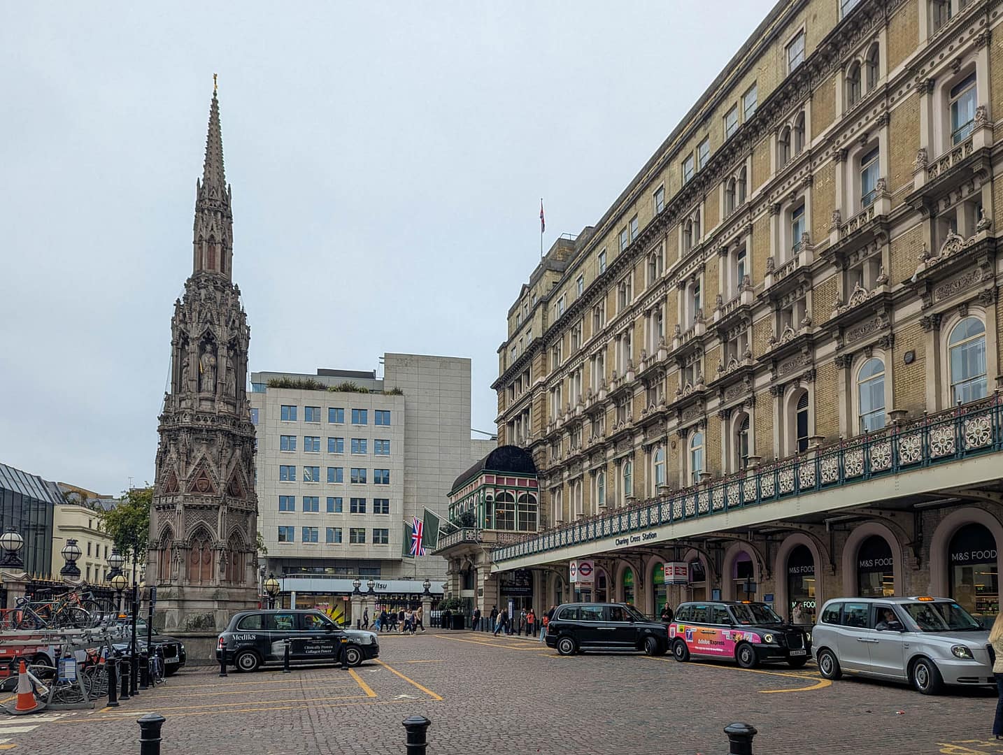 monument and Charing Cross