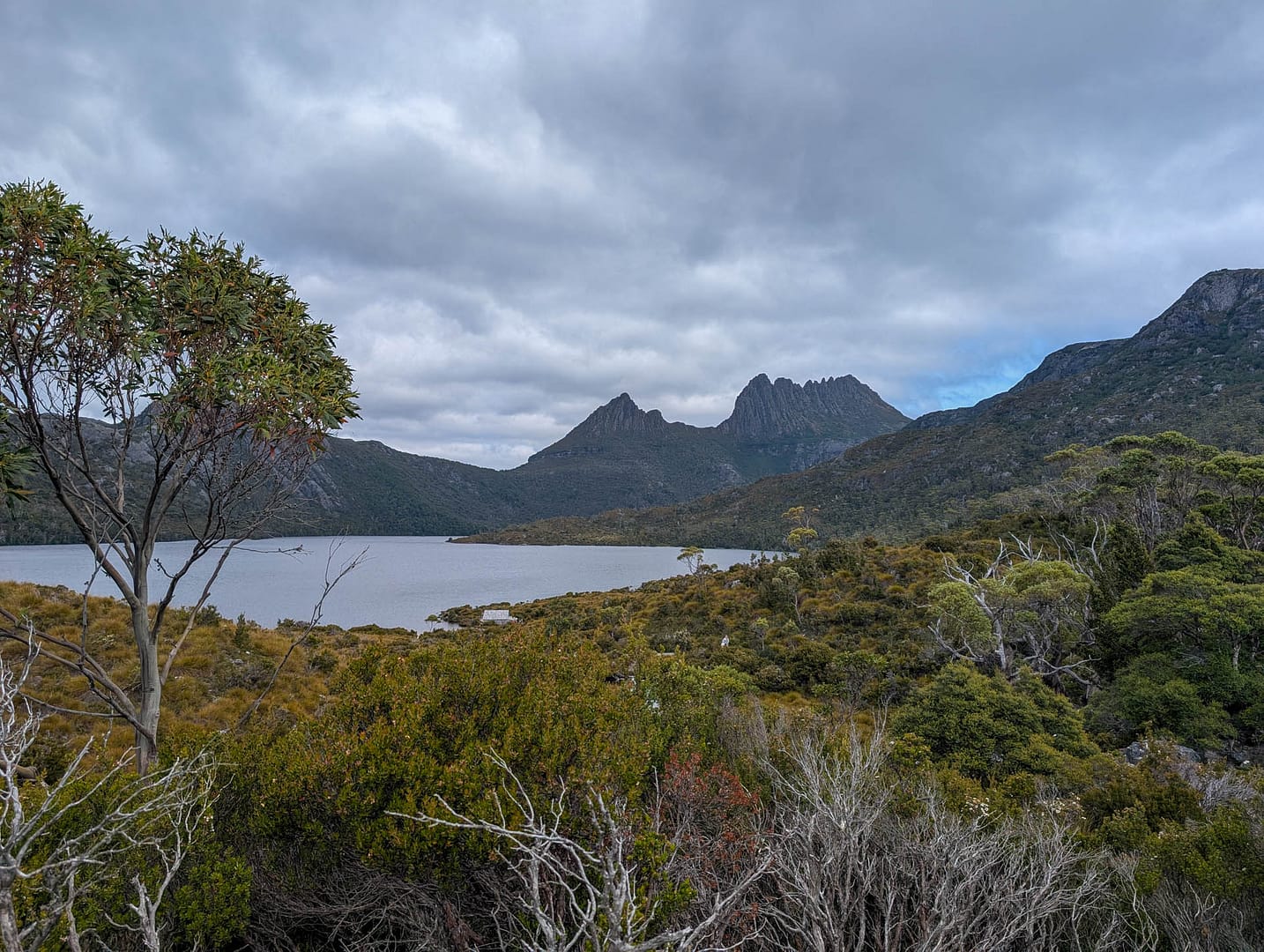 Cradle Mountain across the lake