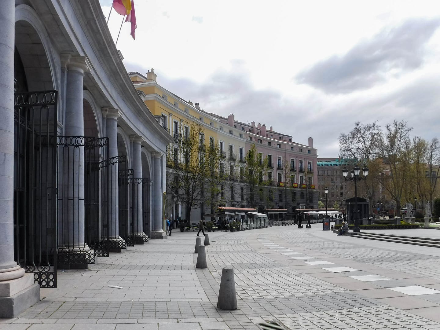 buildings across from the Royal Palace