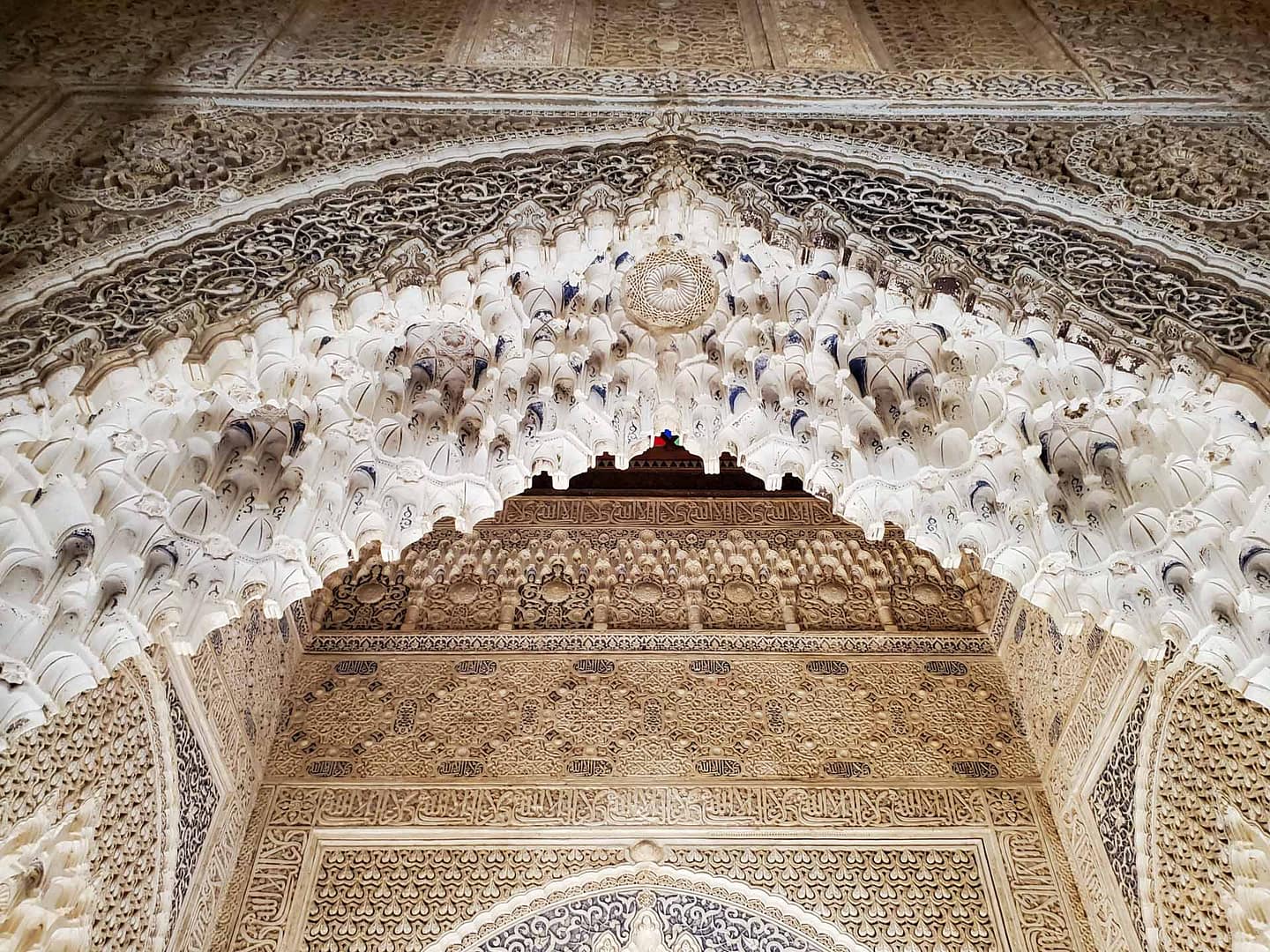 lacy ceiling details