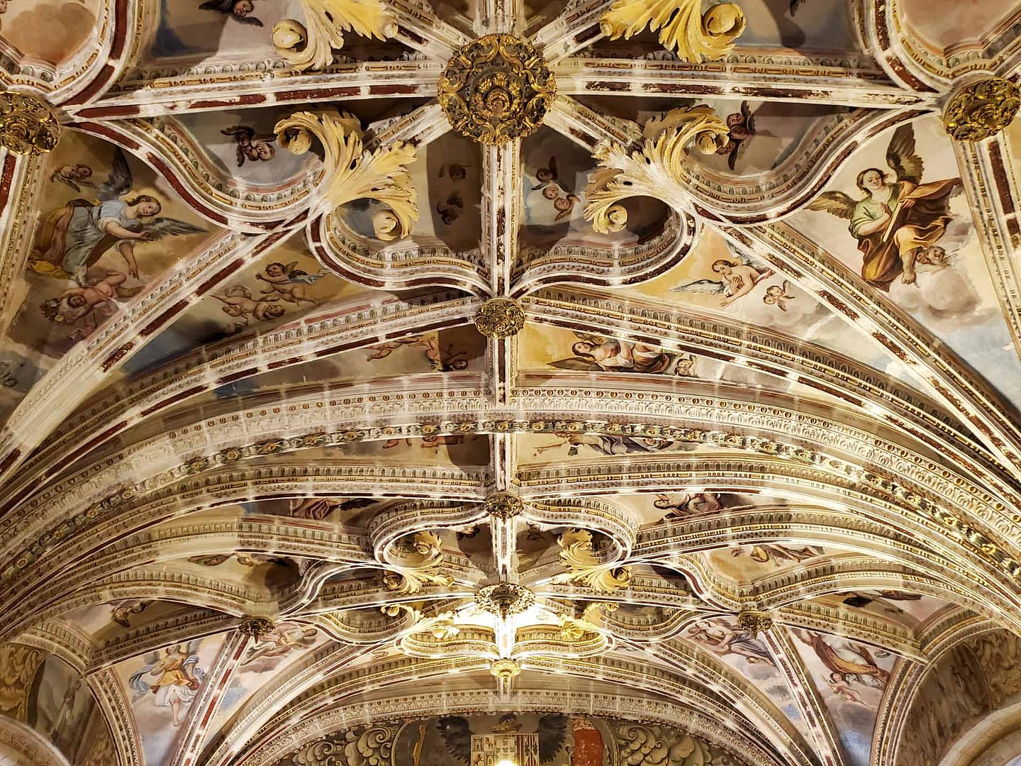 ceiling detail