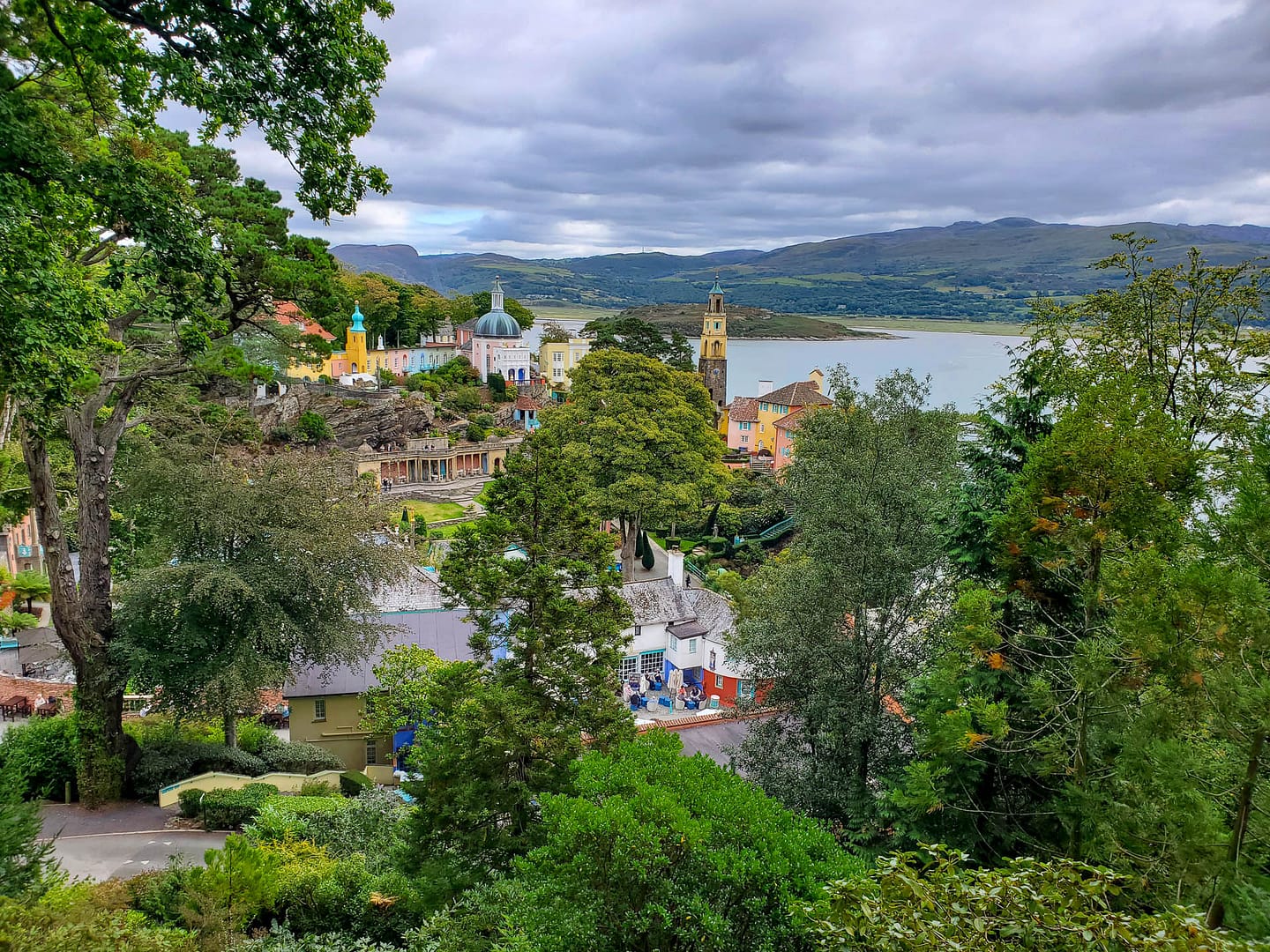 Portmeirion-01 Portmeirion with water in background