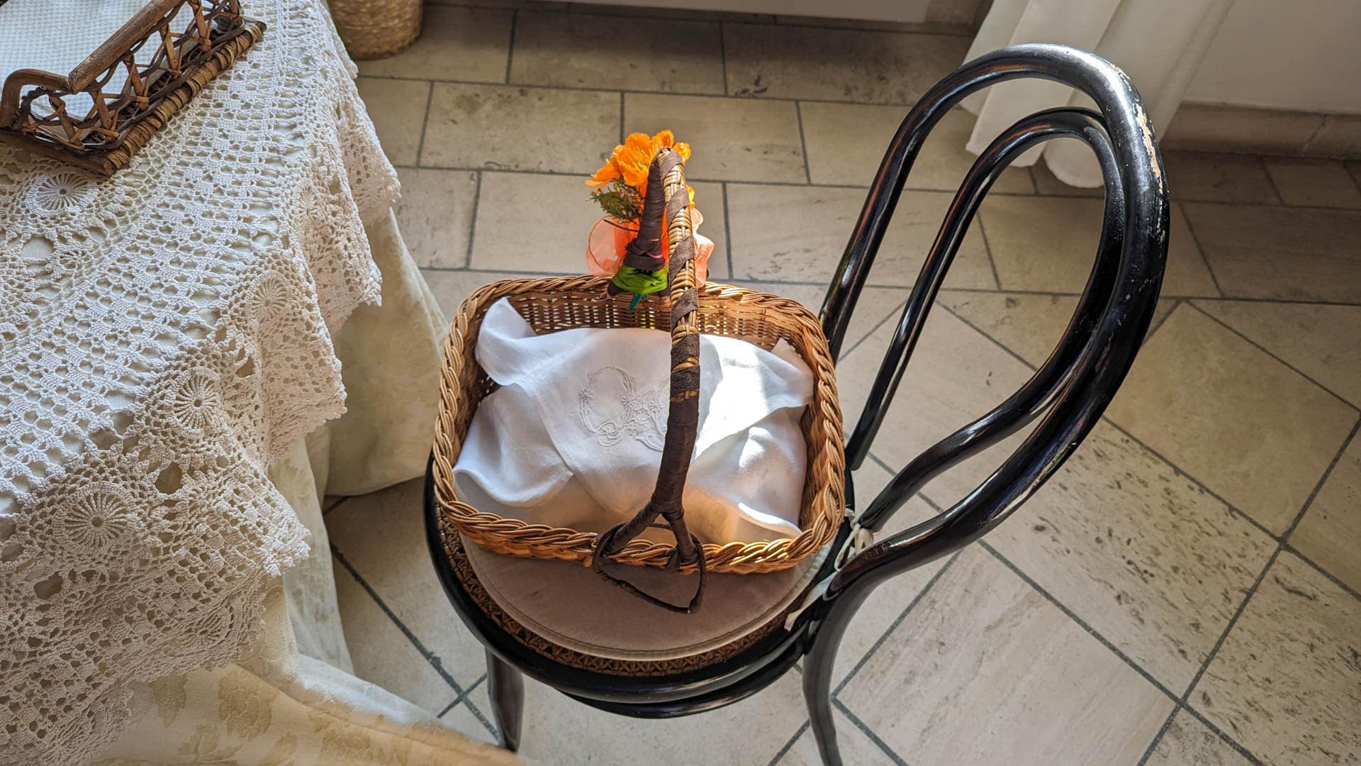 breakfast basket