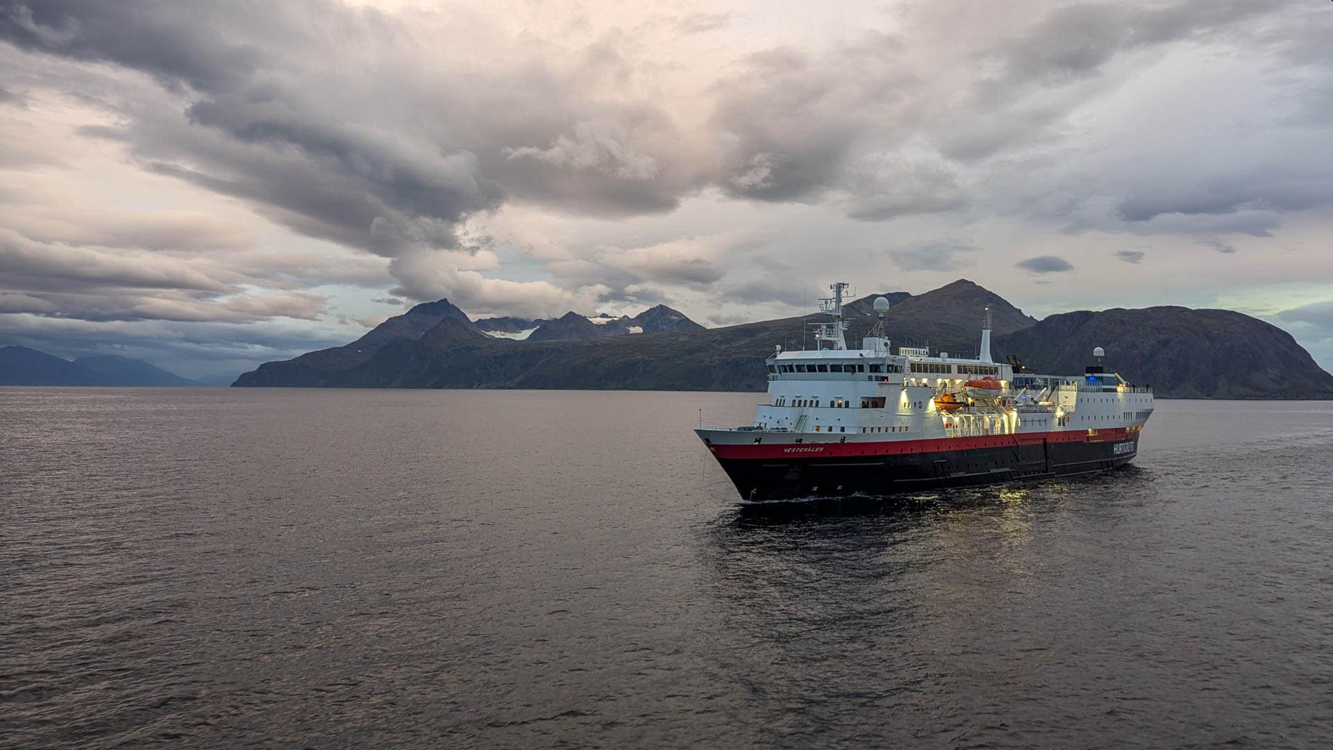 Hurtigruten boat