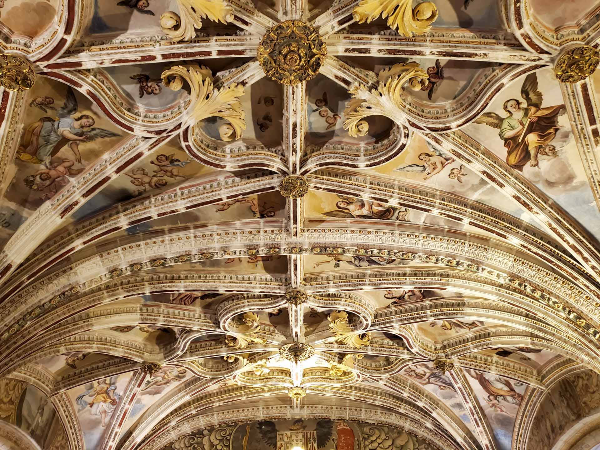 ceiling detail