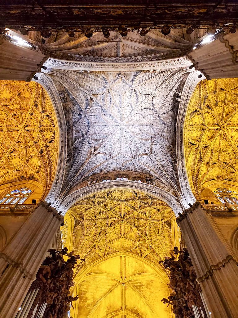 ceiling detail