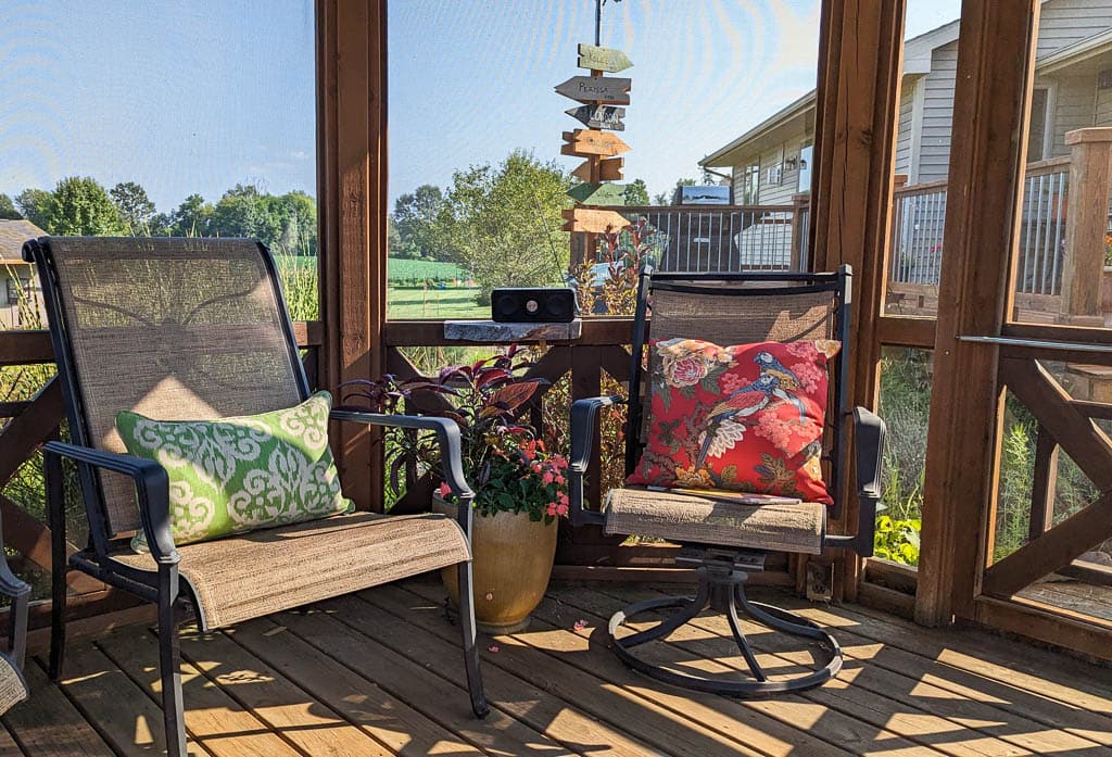 gazebo with furniture
