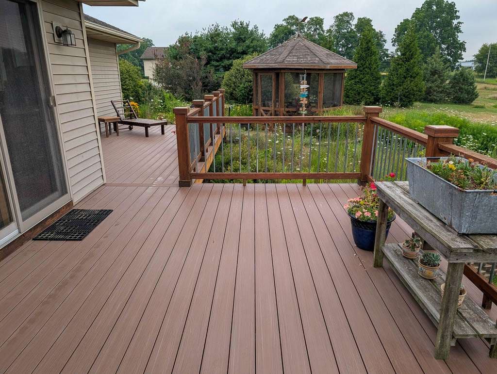 Deck-23 view of deck looking toward gazebo