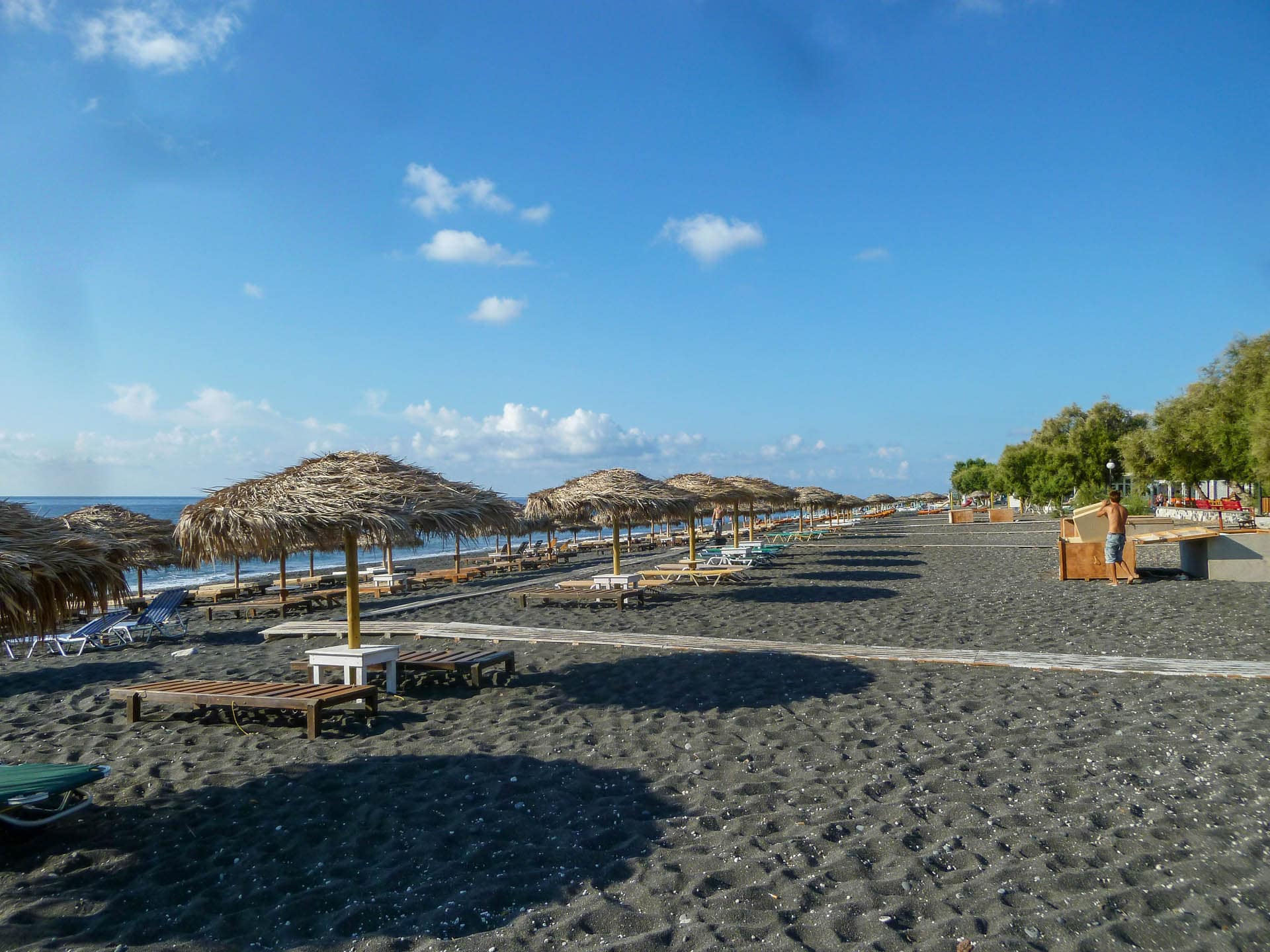 Perissa beach