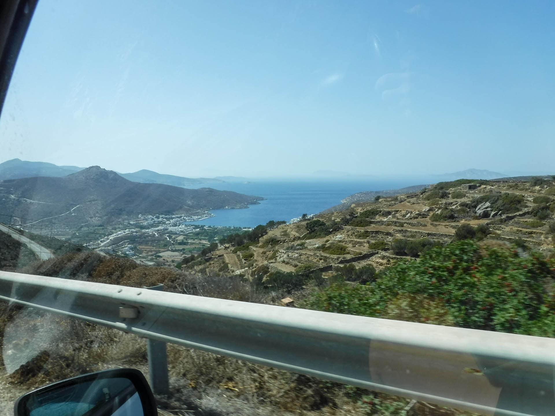 approaching Katapola