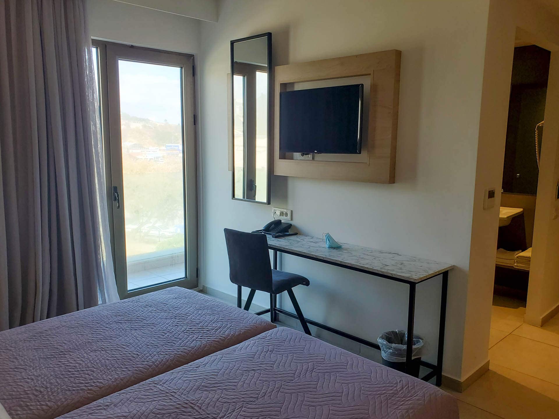 Hotel Avra room
