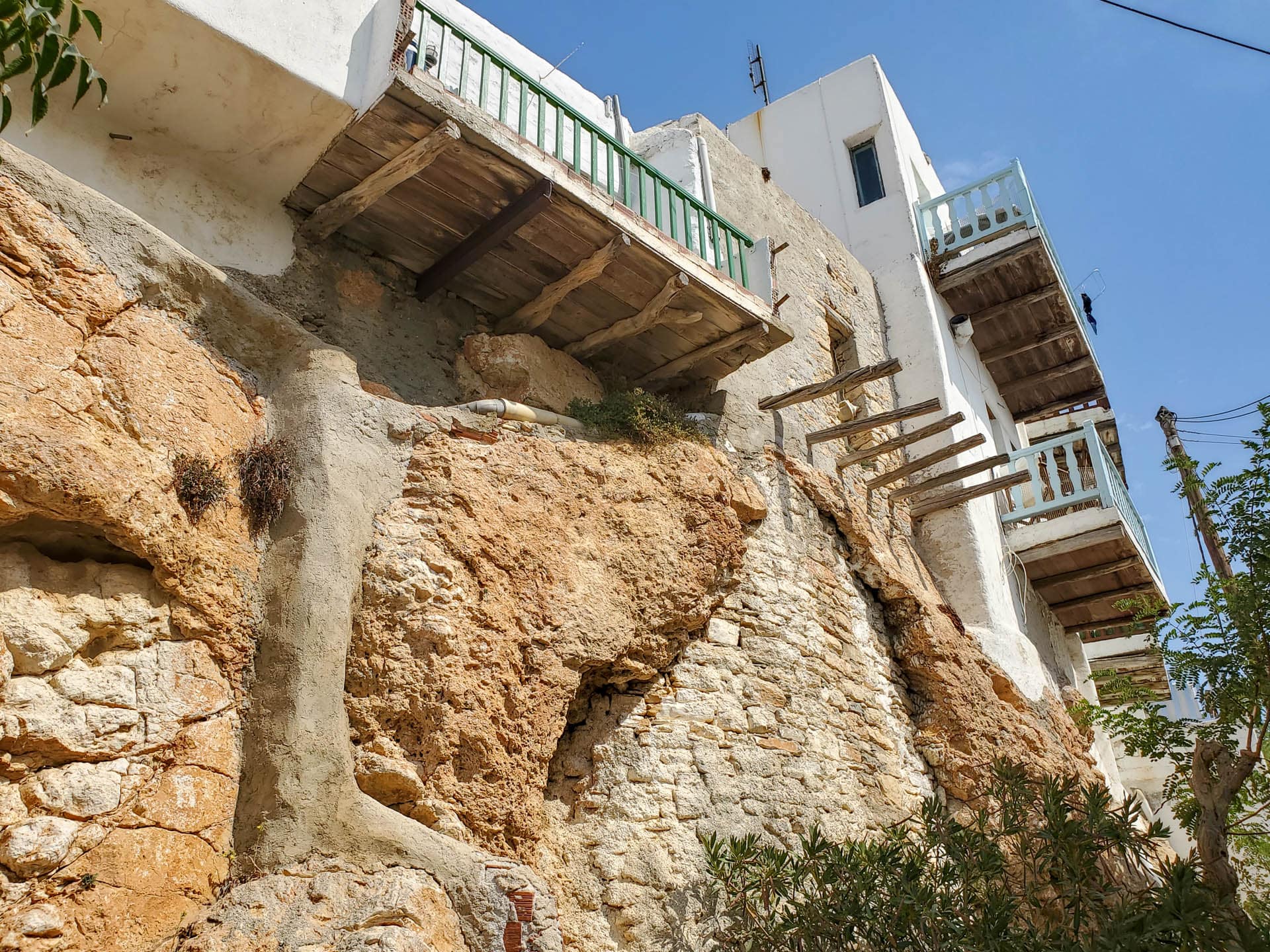 houses overhanging cliff