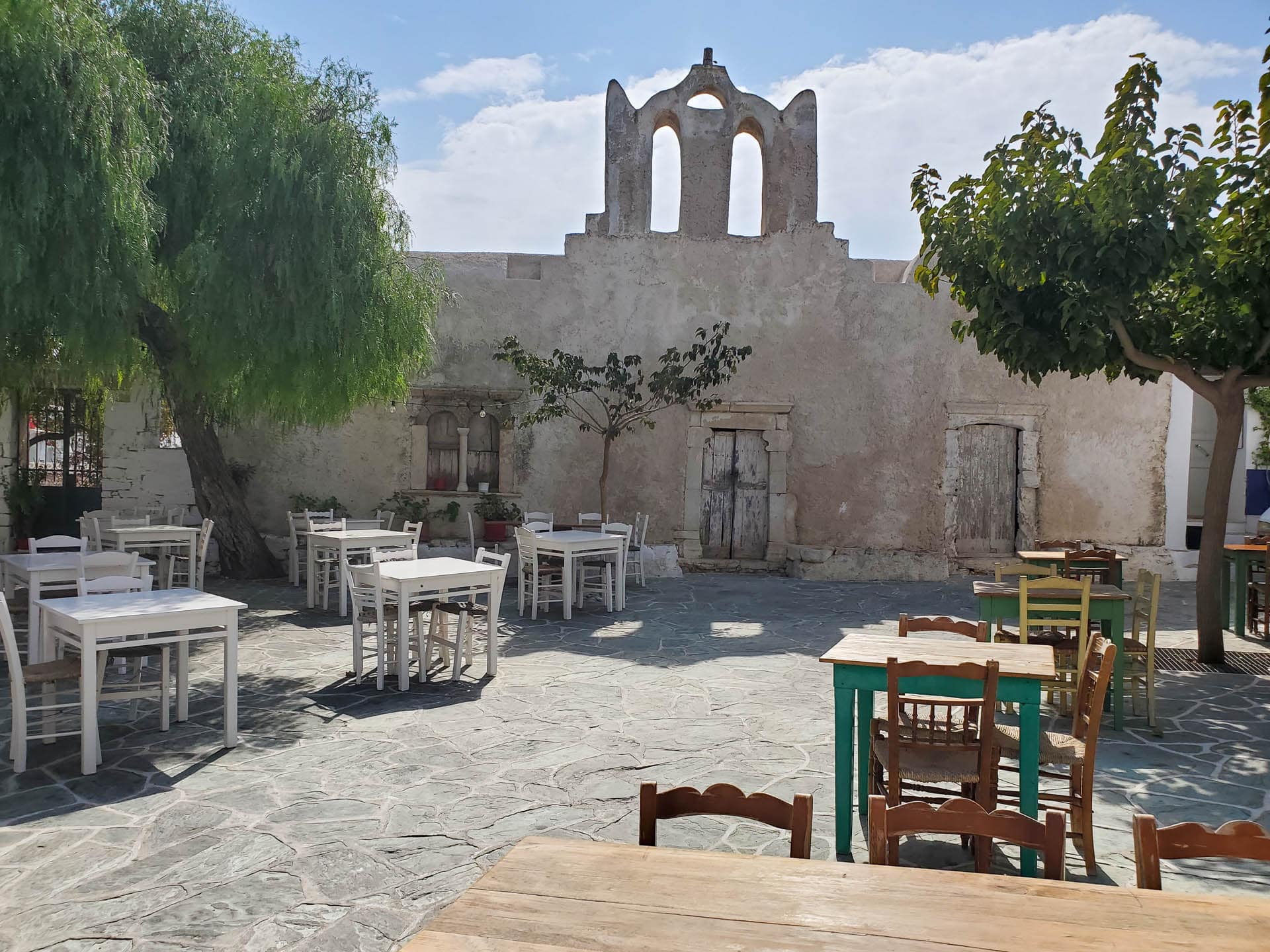 square with tables