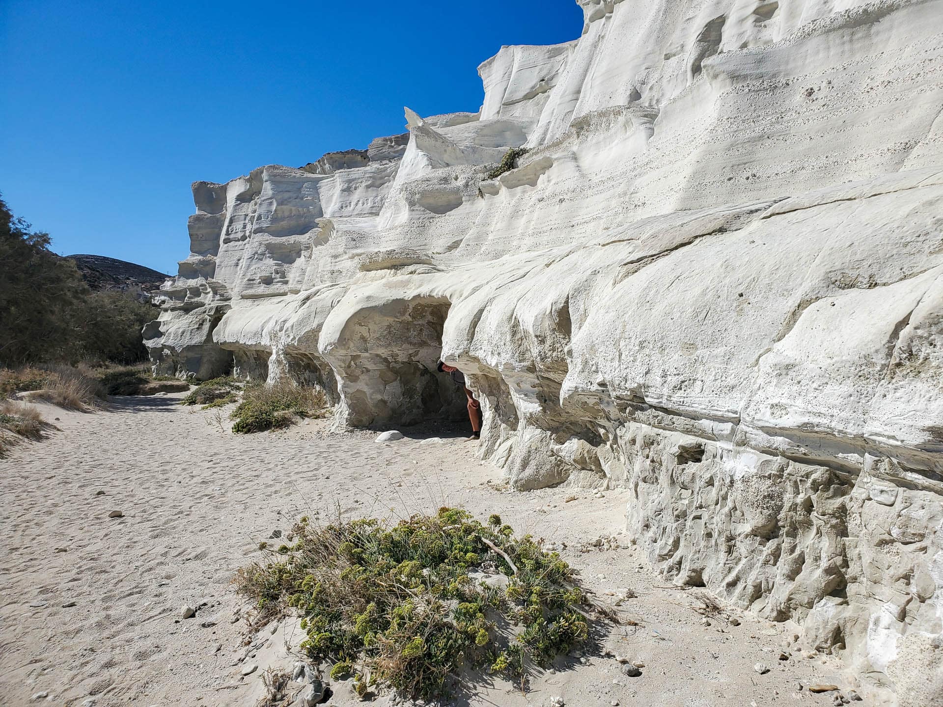Sarakiniko caves