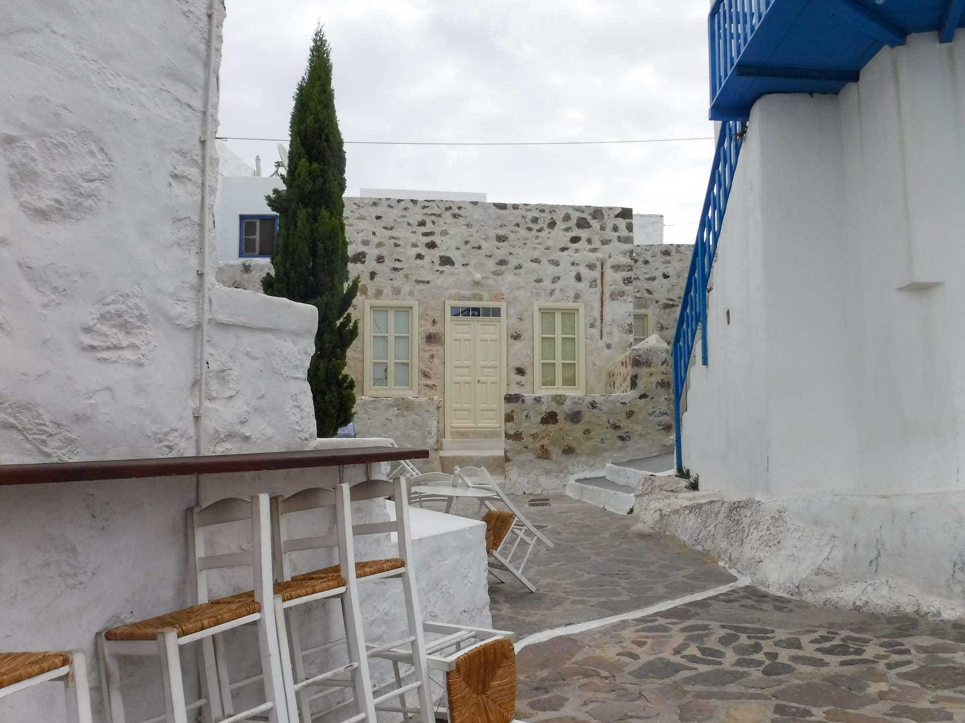 outdoor bar