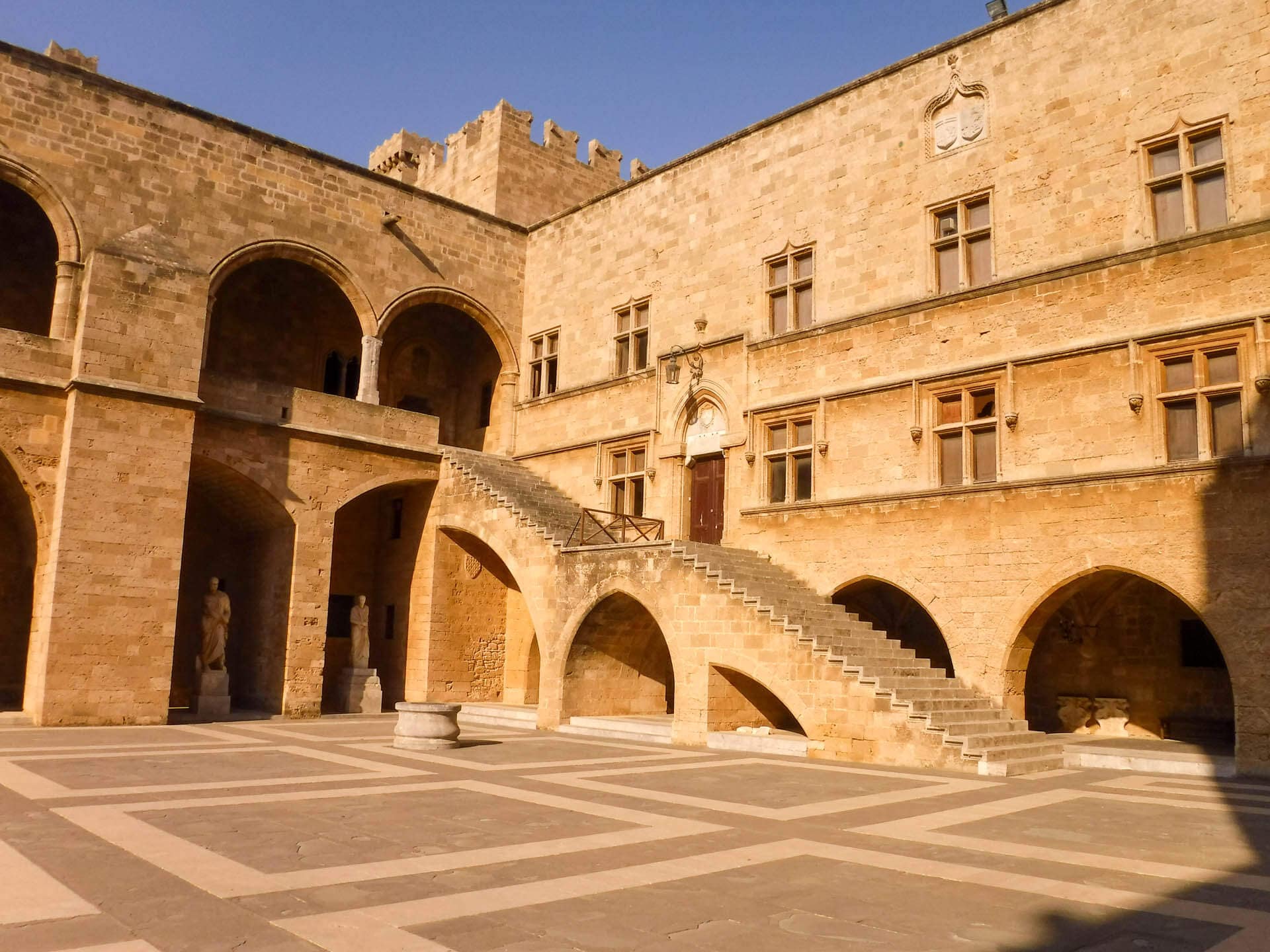 palace courtyard