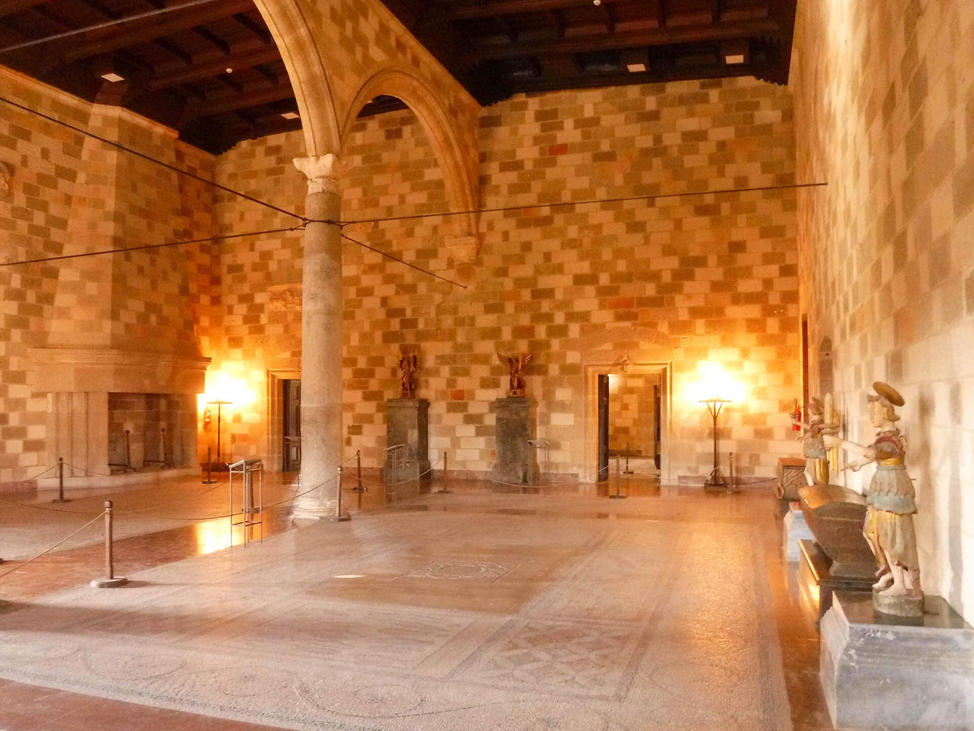 palace room
