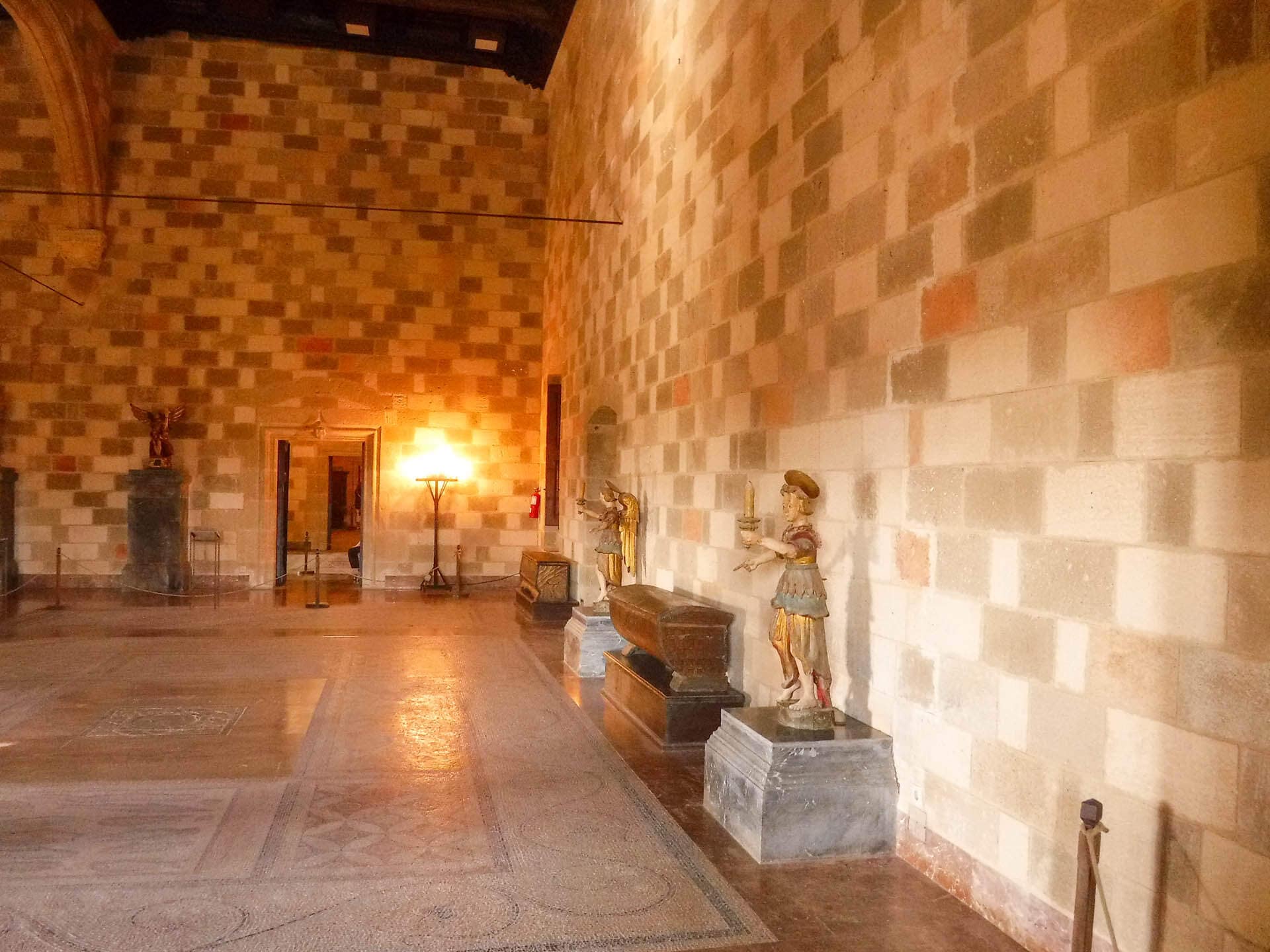 palace room