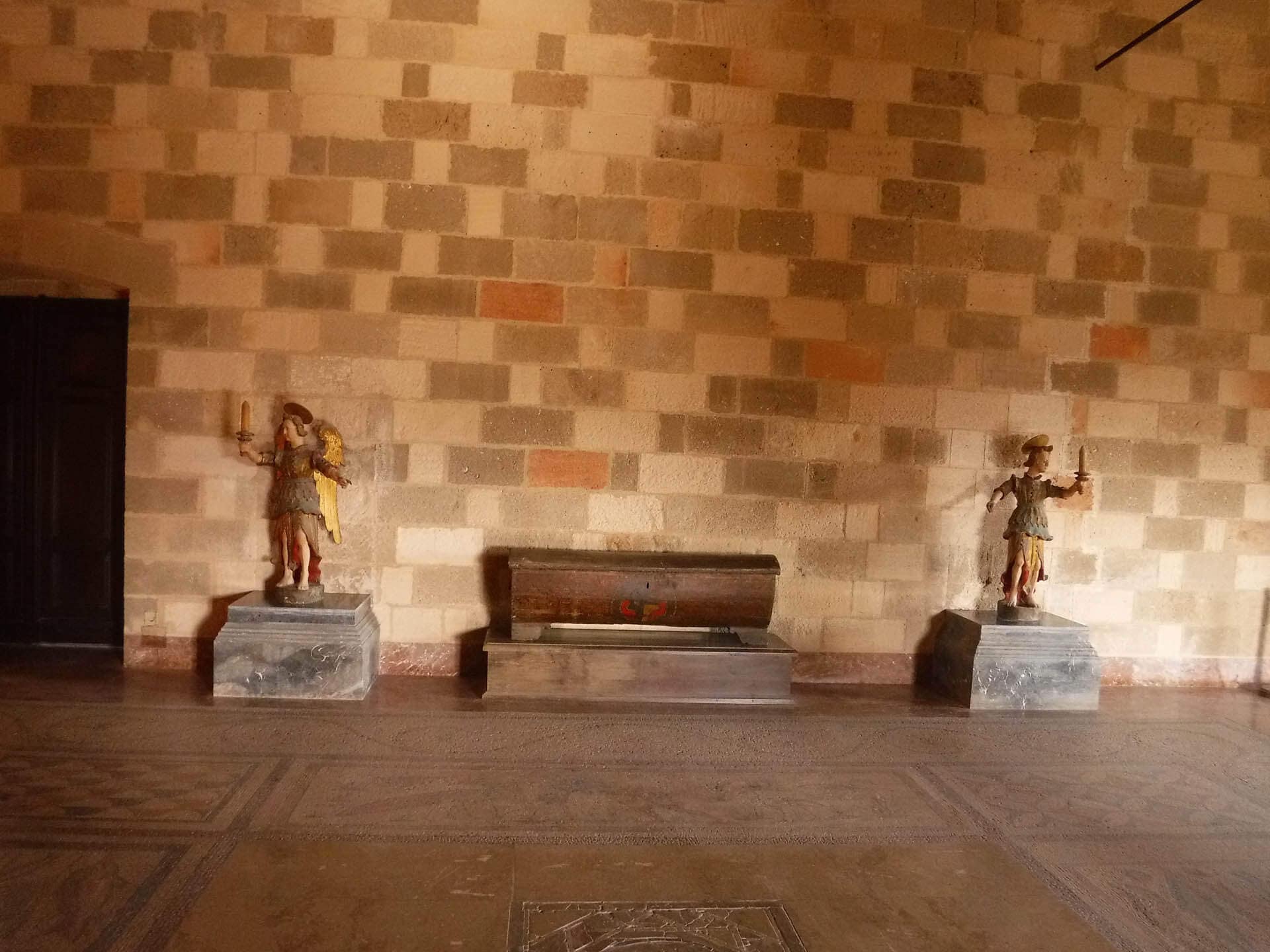 palace room