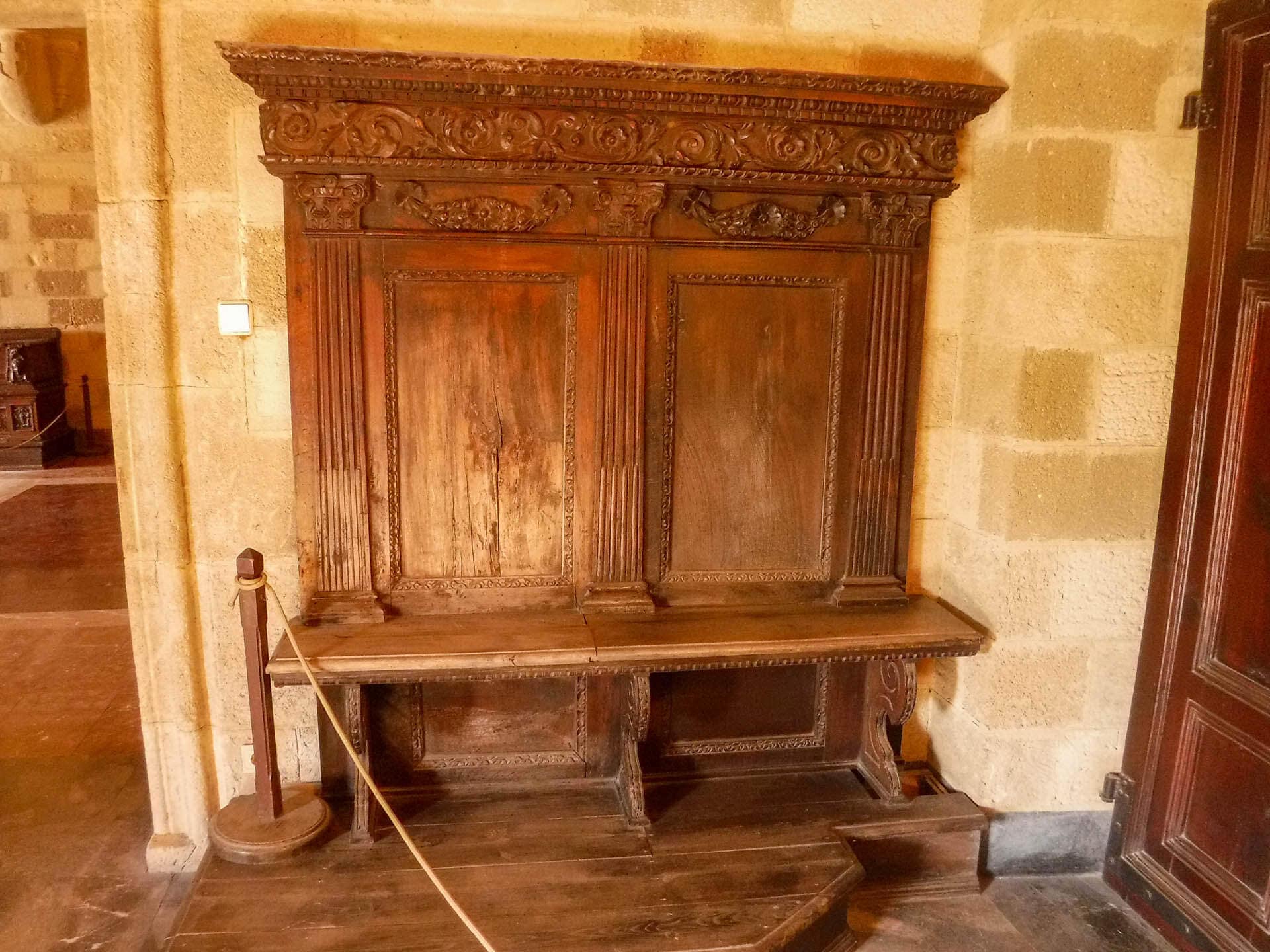 palace seating
