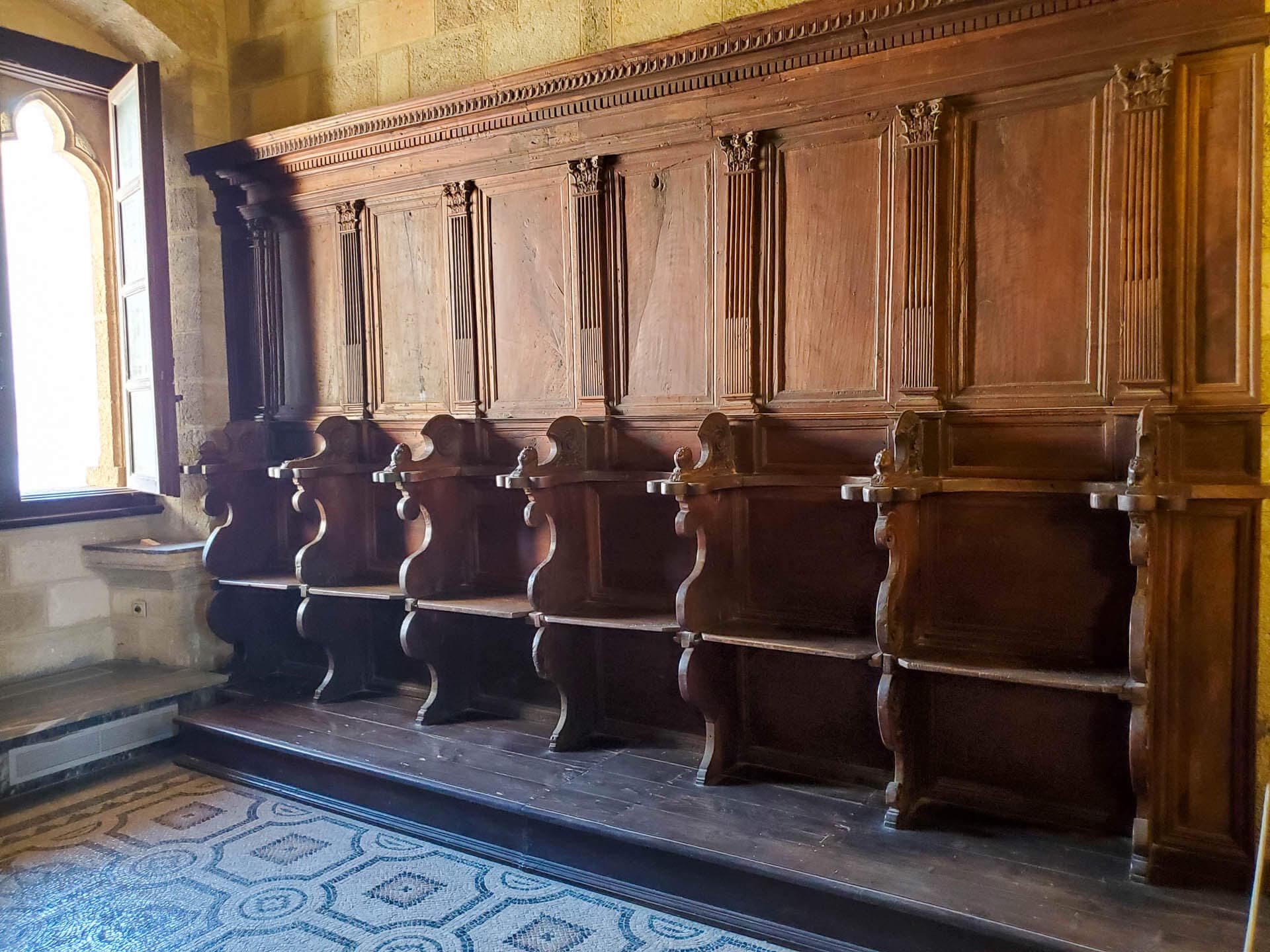 palace seating