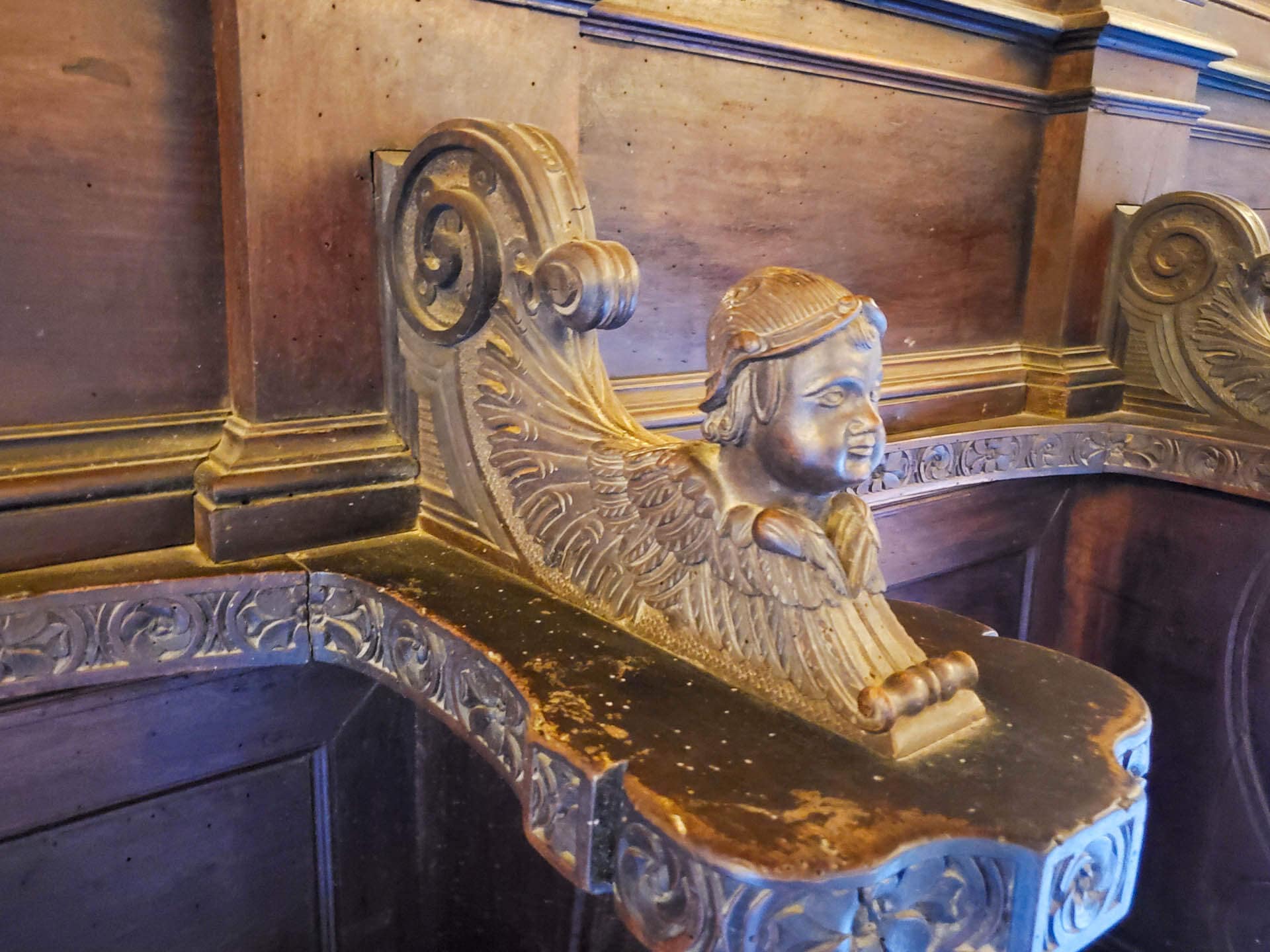 palace seating