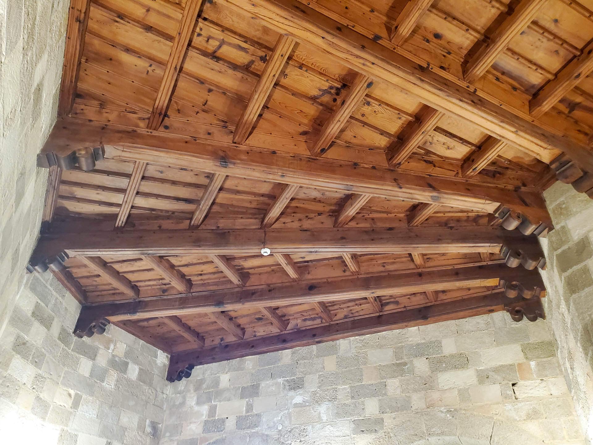 ceiling detail
