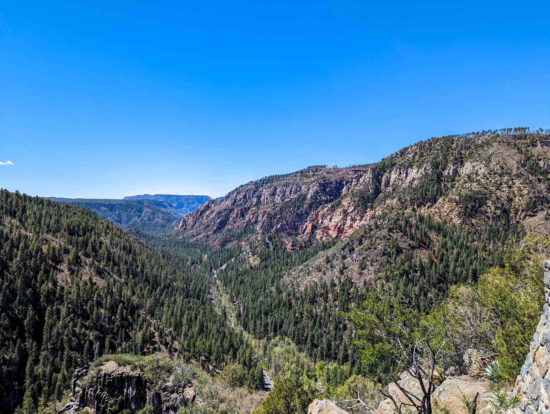 oak creek canyon overview